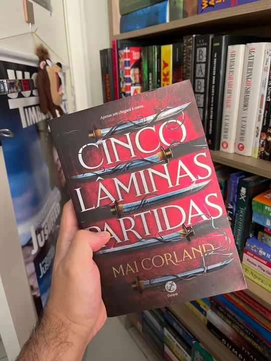 Cinco Lâminas Partidas - Mai Corland