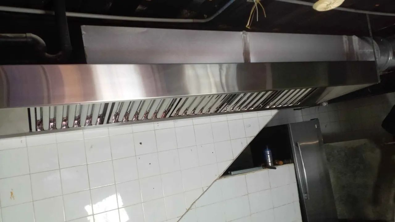 Coifa inox e sistemas de exaustão sob medida  - Foto 4