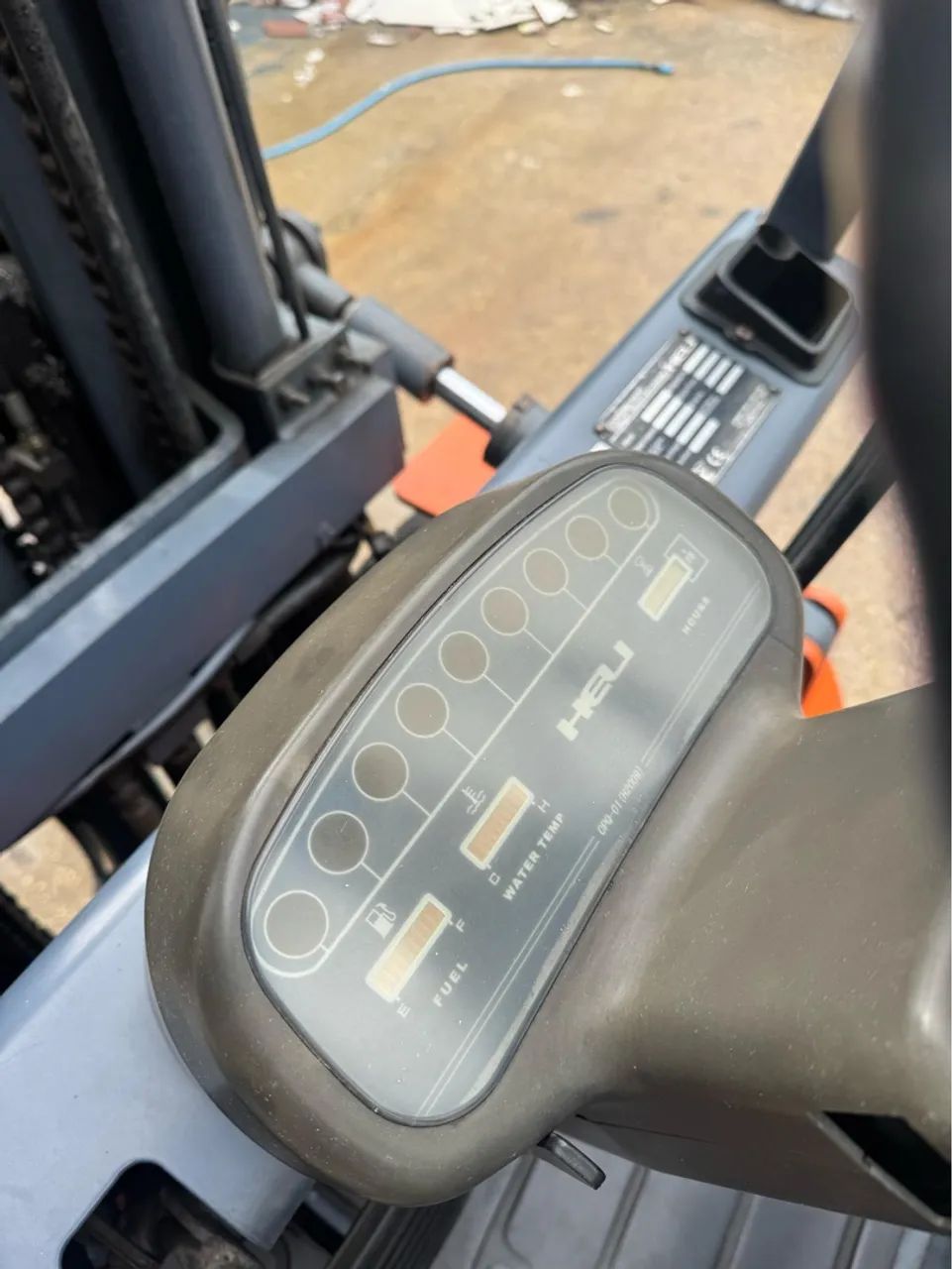 Empilhadeira heli 2,5 tonelada 2013 100% revisada ? - Foto 3