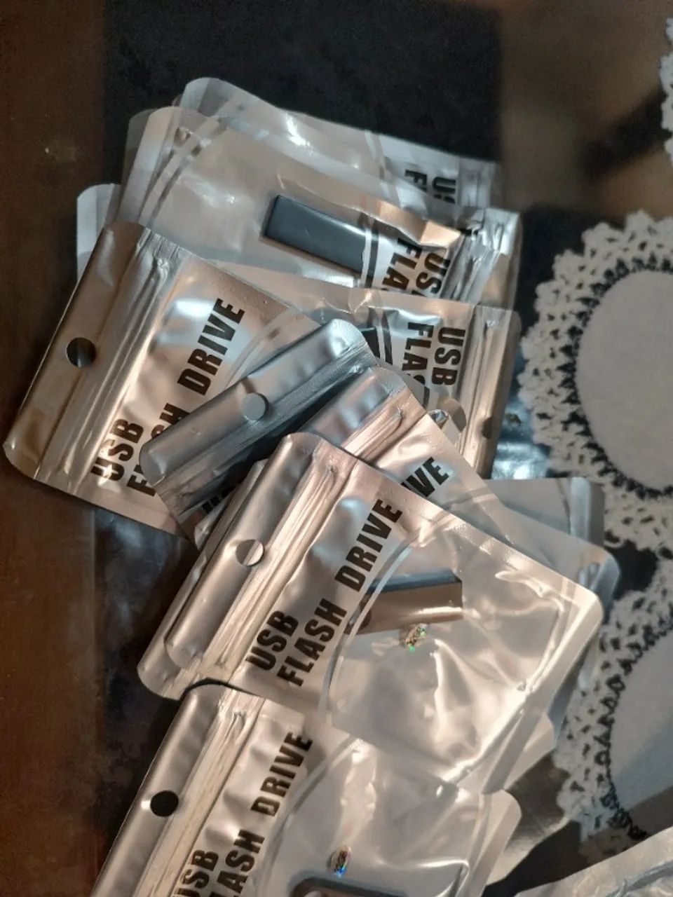Pendrive 32GB novo compacto preto flash drive usb