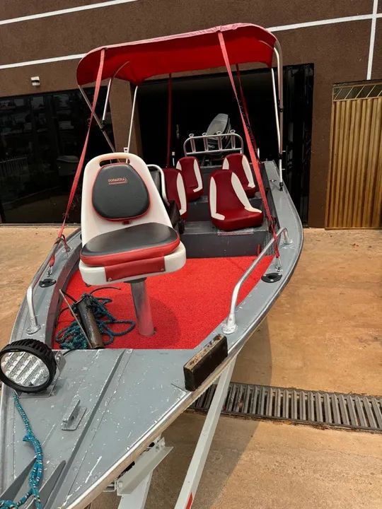 Lancha, carretinha otimo pra passeio em família  - Foto 6