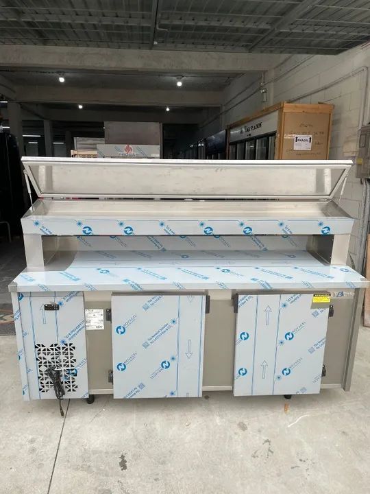 Condimentadora Refrigerada 2m inox com tampa (Ester)