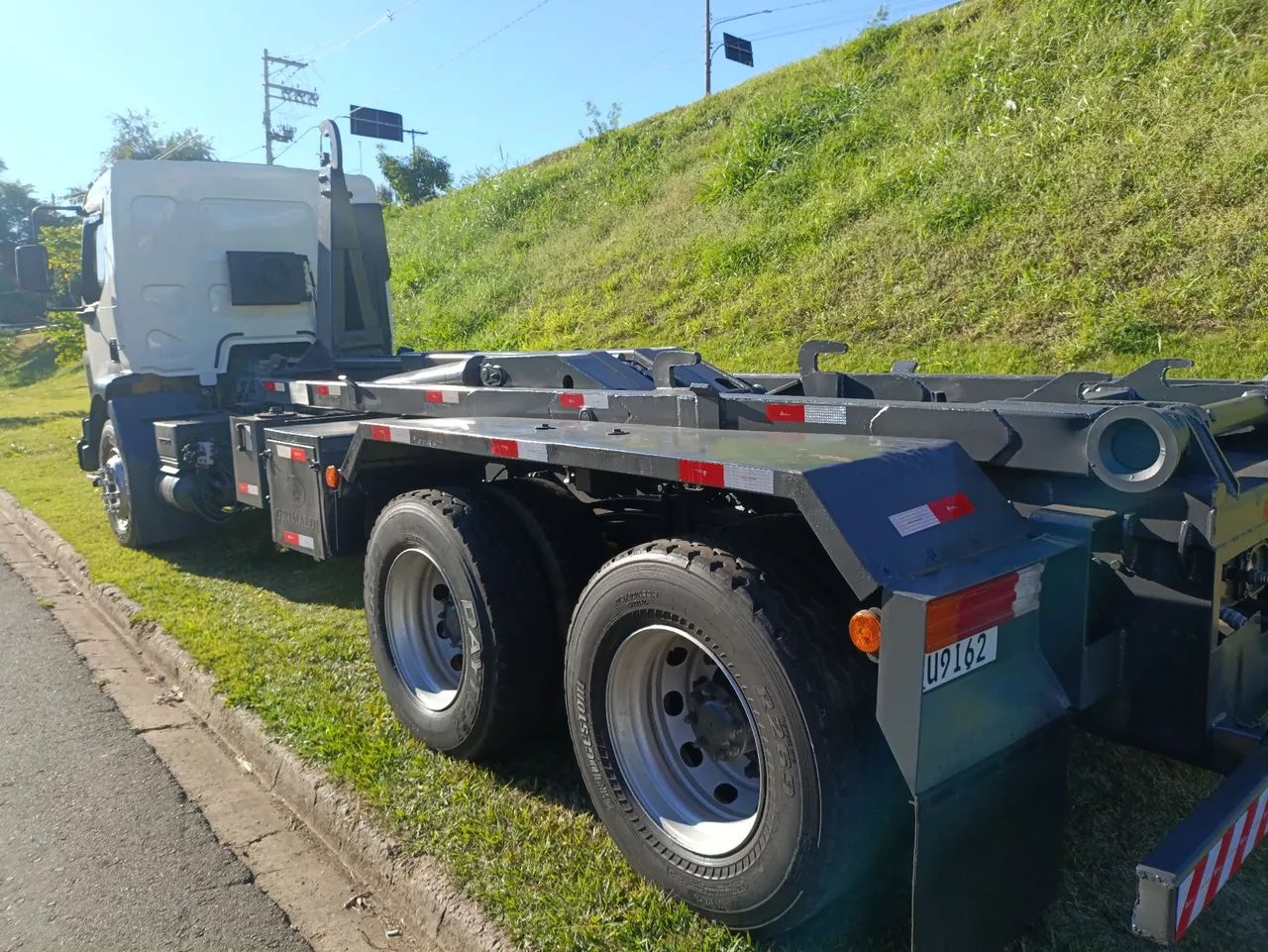 Volvo VM 330 6x4 2013 Rollon  - Foto 2