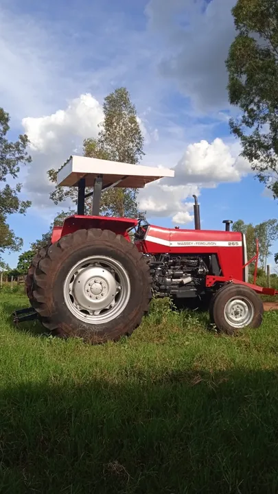 Trator 83