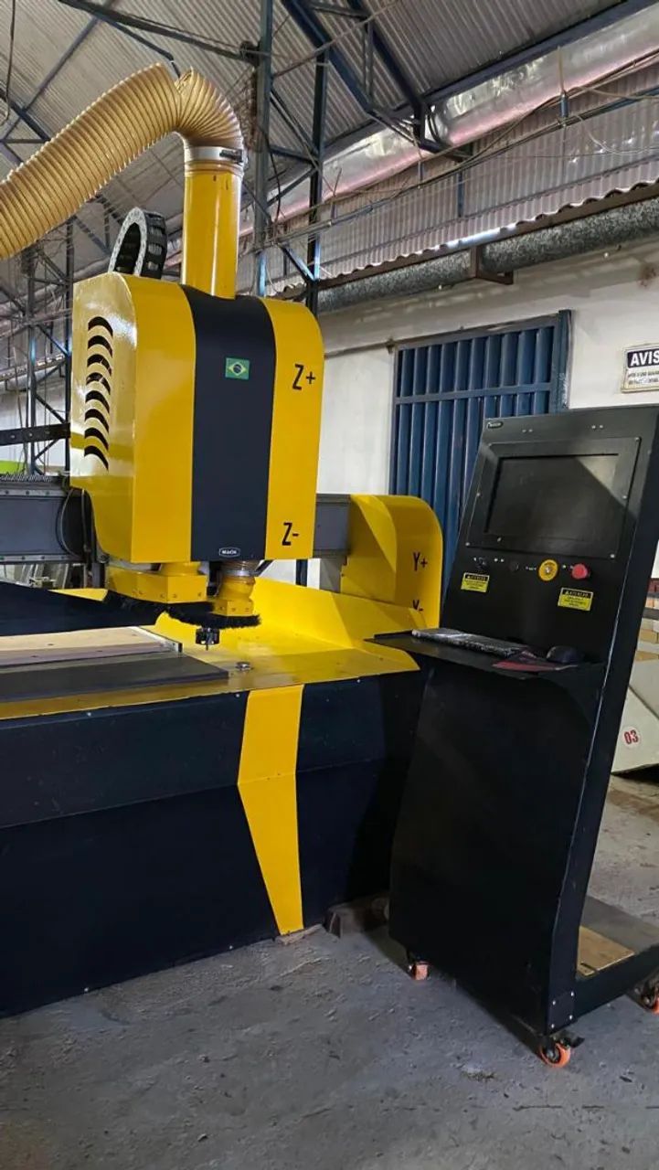 Máquina para marcenaria 