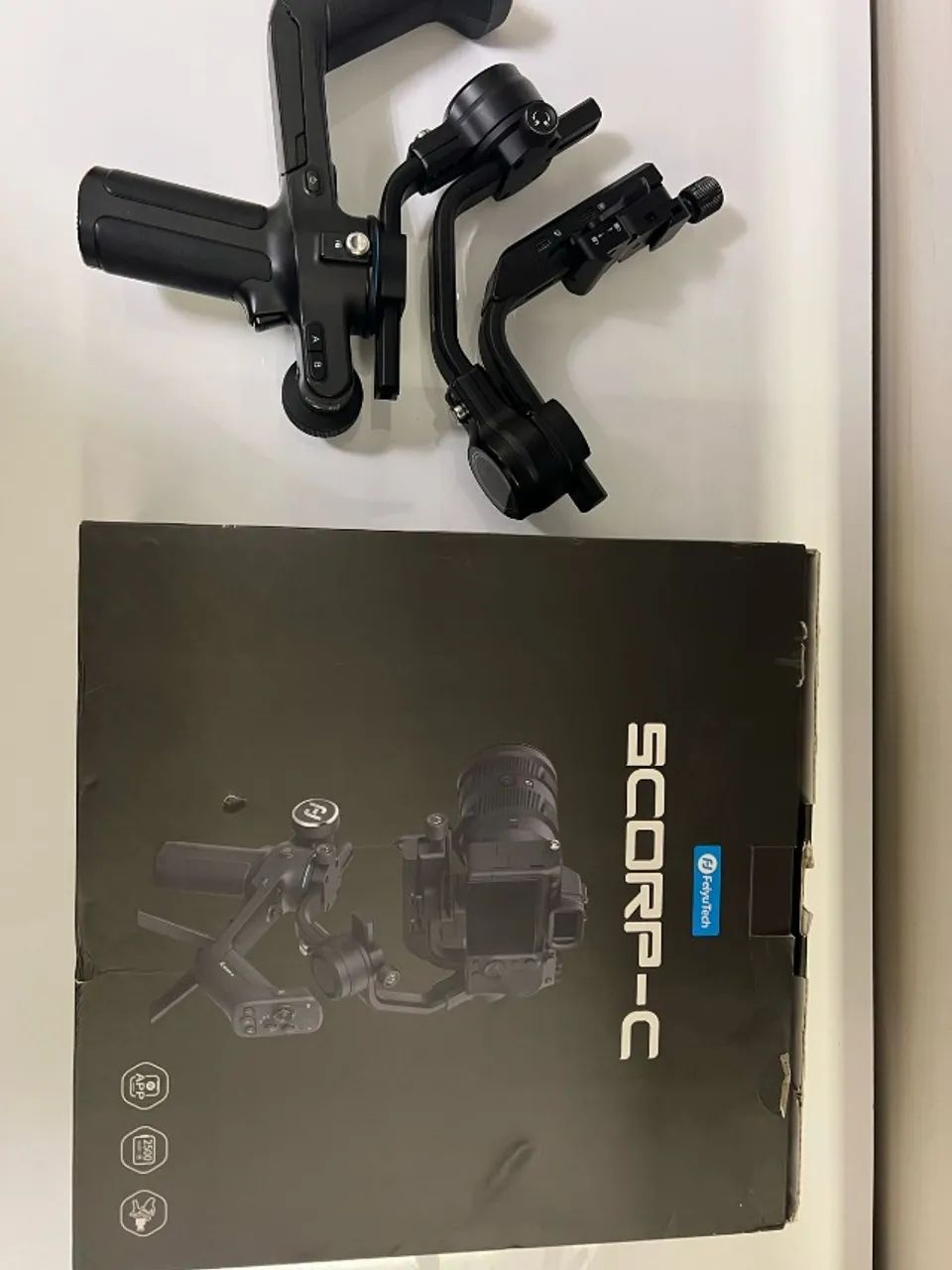 Gimbal FeiyuTech SCORP-C para Câmera