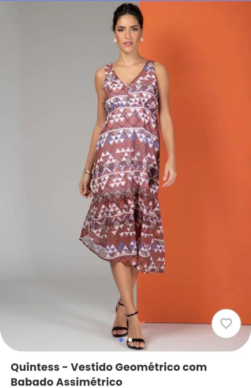 Combo 1 macaquinho e 2 vestidos, 1 vestido novo e os outros dois seminovos - Foto 3