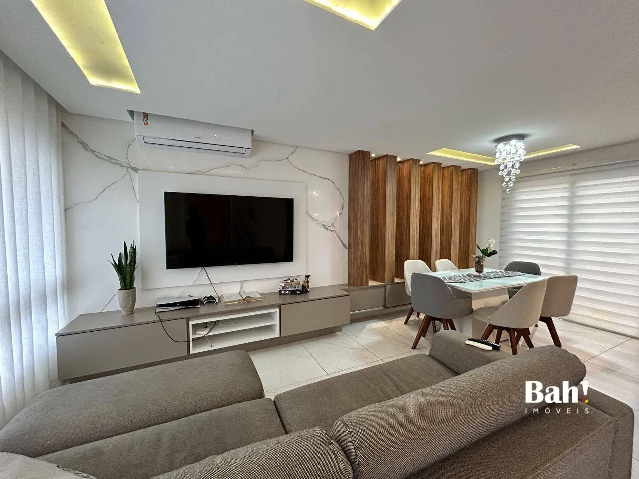 Sobrado com 2 dormitórios para alugar, 150 m² por R$ 7.500,00/mês - Estância Velha - Canoa