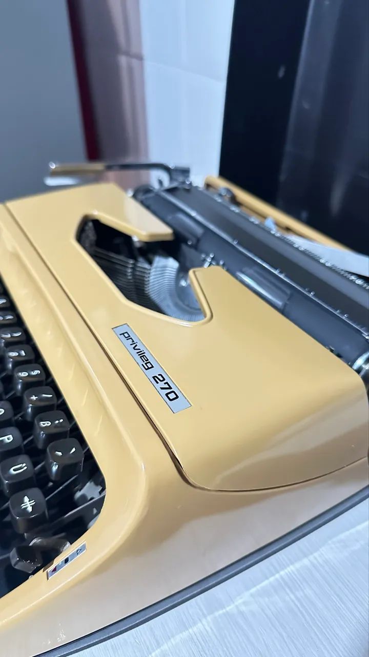Máquina de escrever  - Foto 5