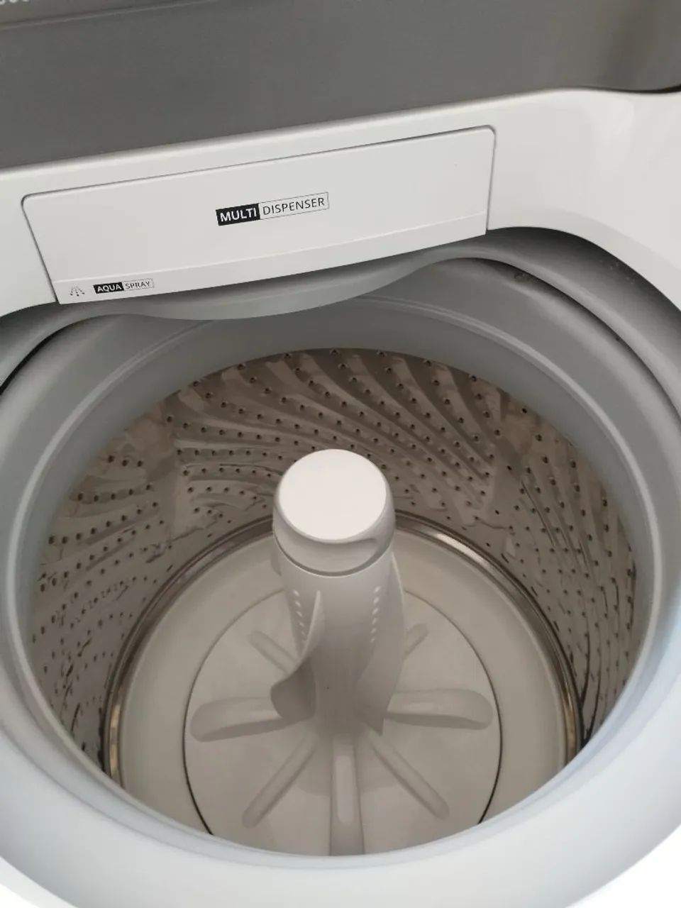 Máquina de Lavar Roupa 