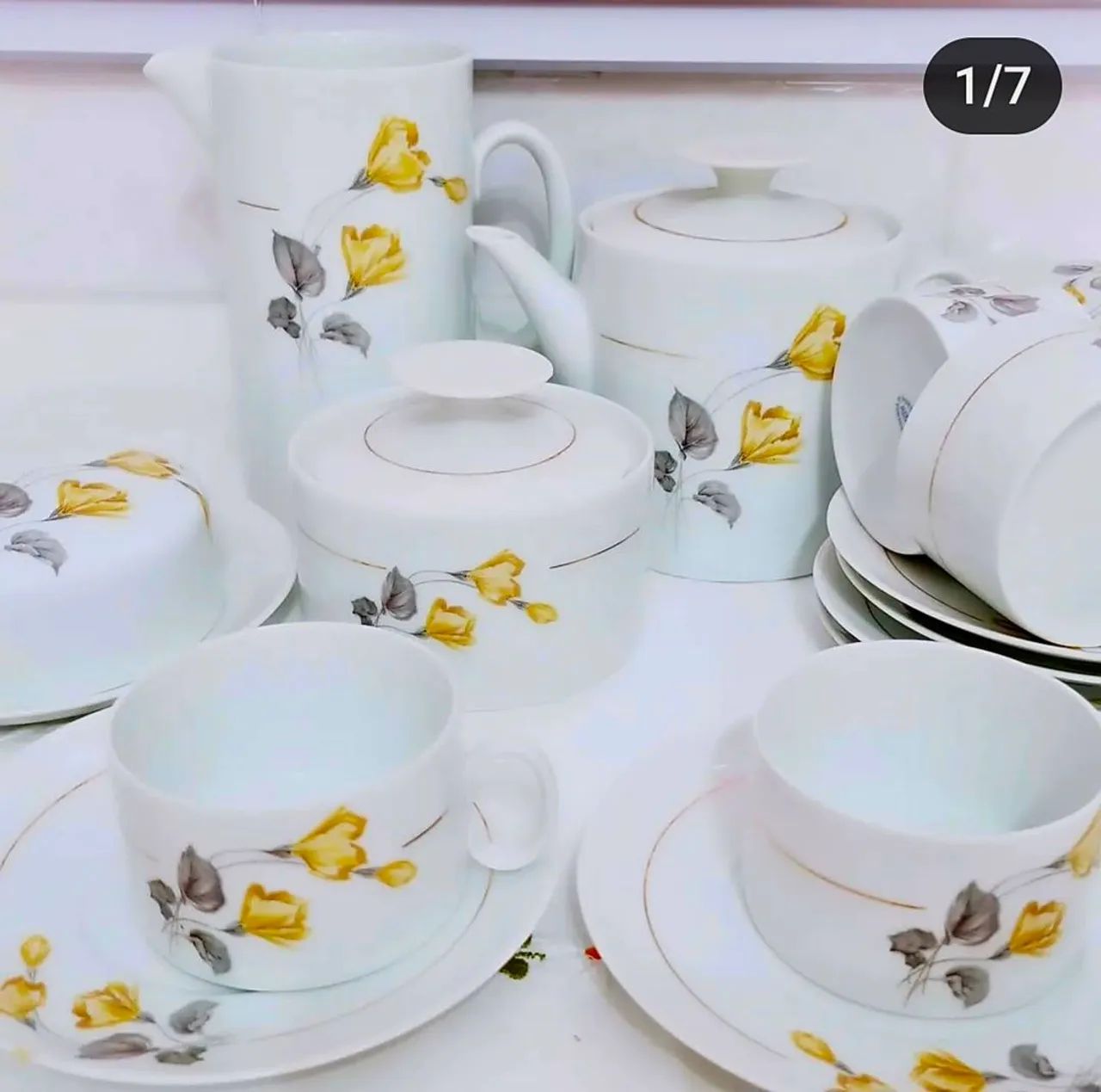 Jogo de Chá e Café em Porcelana com Flores - Novo - Foto 2