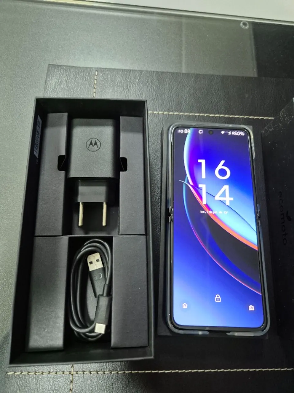 Celular Razr 40 ultra