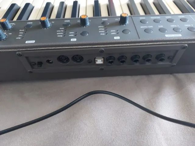 Piano Digital Studiologic Numa Compact X SE 88 - Foto 2