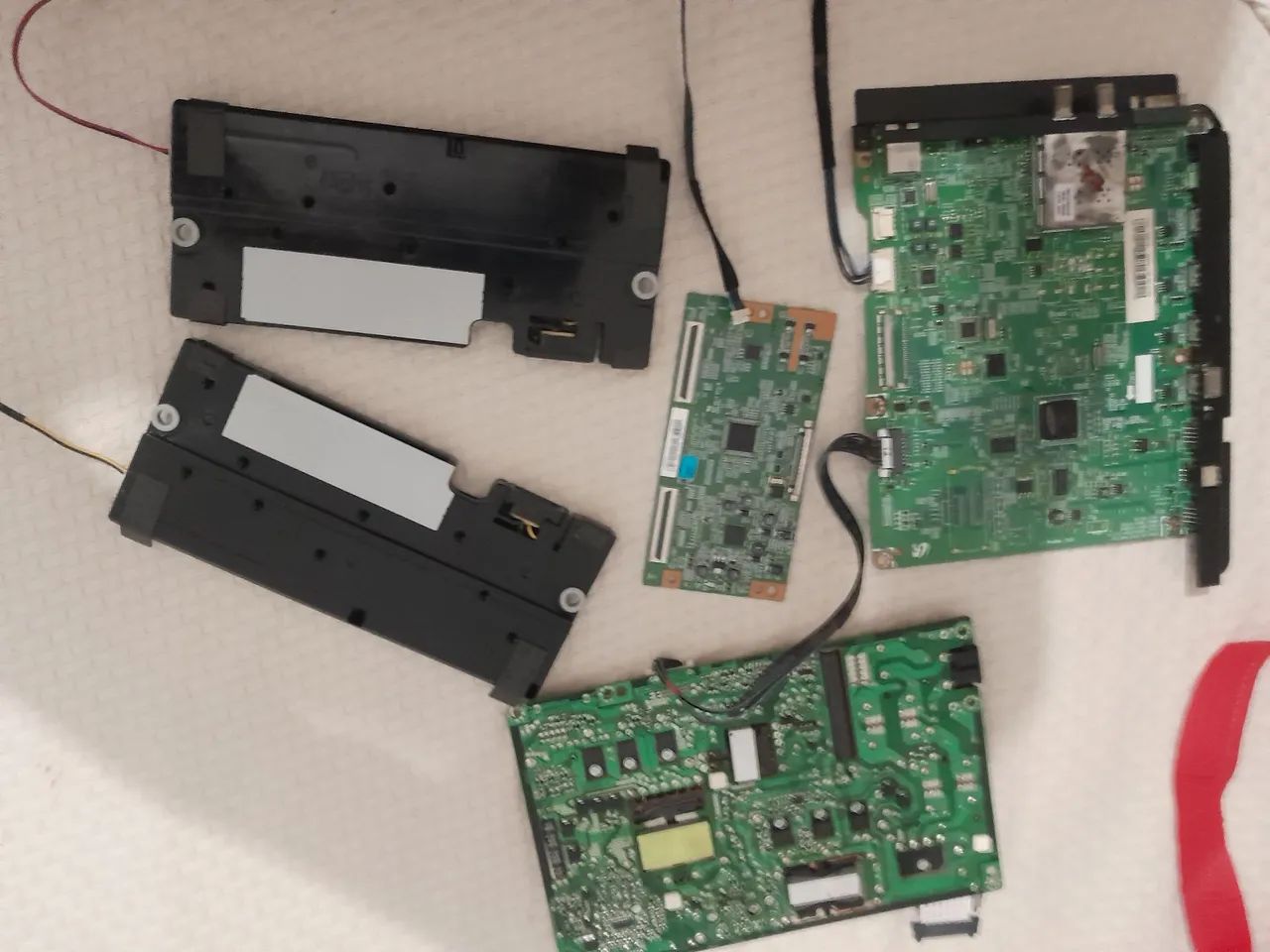 Peças para televisão ? - Foto 4
