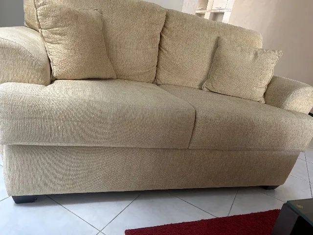Jogo de dois sofá Marfim em ótimas condições e qualidade - Foto 3