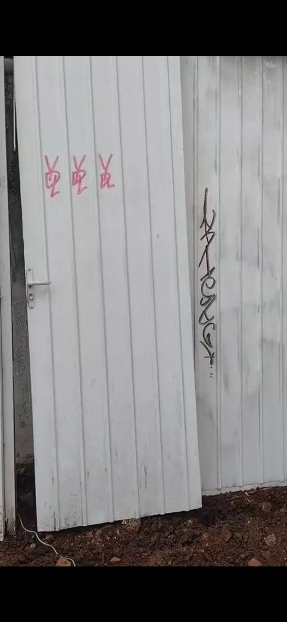 Portão basculante, completo com motor. - Foto 3