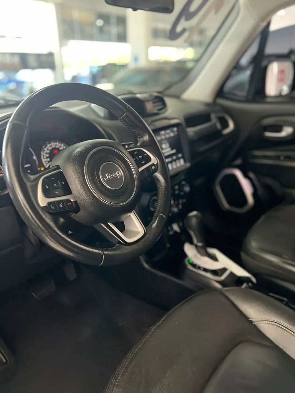 Jeep Renegade 1.8 16V Flex Longitude 4P Automático - Foto 2