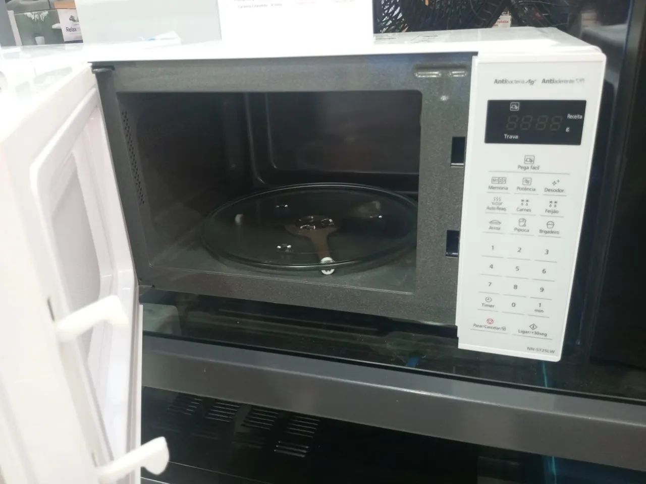 Microondas Panasonic NOVO NA EMBALAGEM  - Foto 3