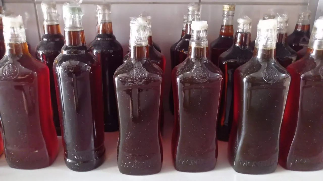 Mel de abelha Italiana 1L puro - 100% natural