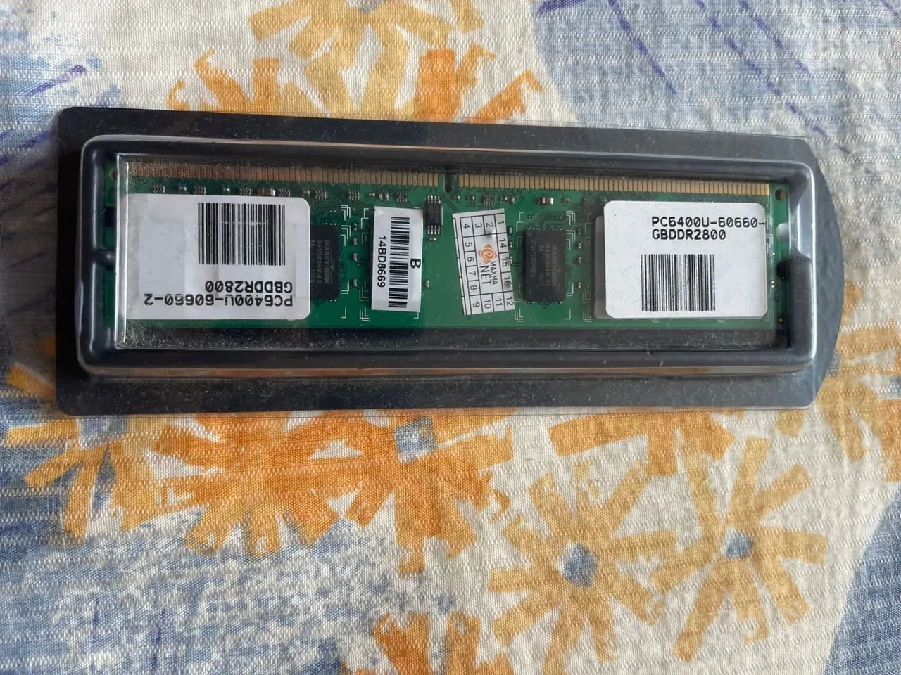 DDR2 RAM Memory 2GB PC6400U64739358148482122