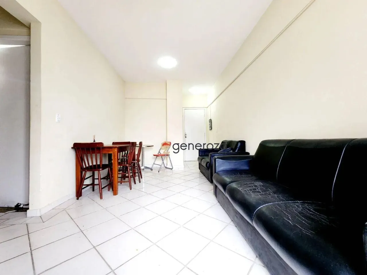 Apartamento para locação anual no Guarujá