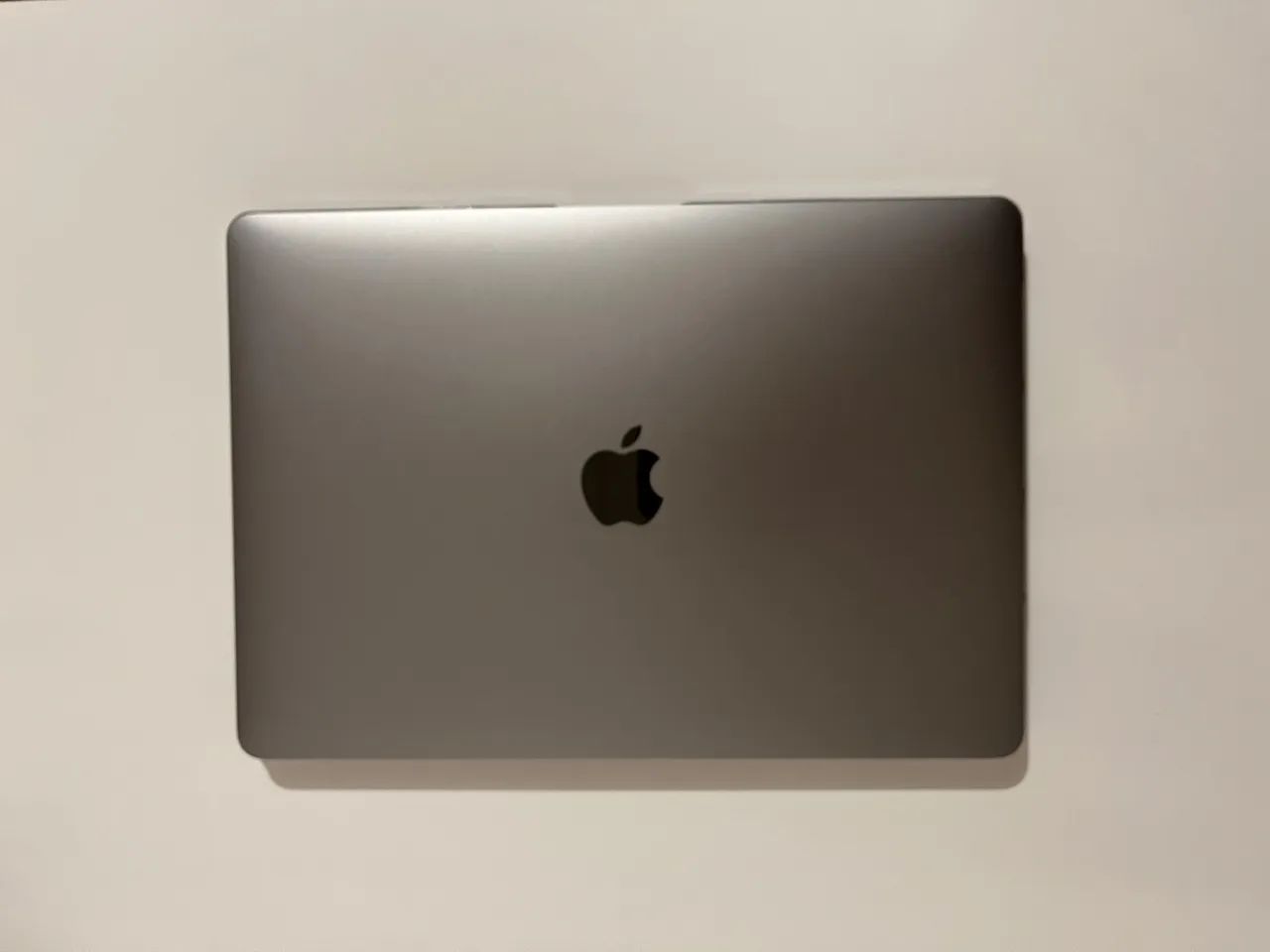 MacBook Pro M2 (2022) 8GB RAM  512GB SSD com Touchbar