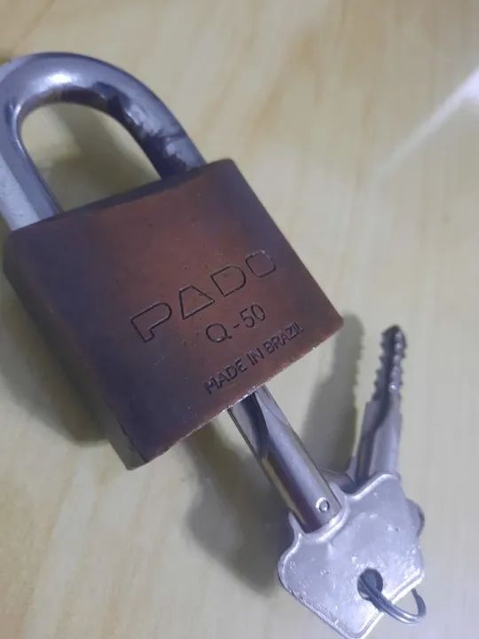 Cadeado PADO 50 Mm Tetra Chave Cor Dourado com 2 chaves