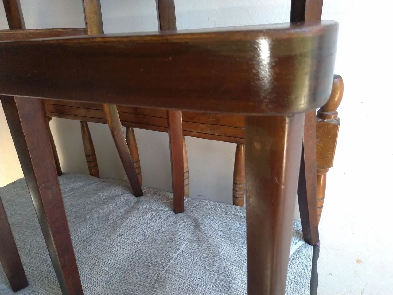 Cadeiras antigas  de imbuia restauradas! - Foto 5