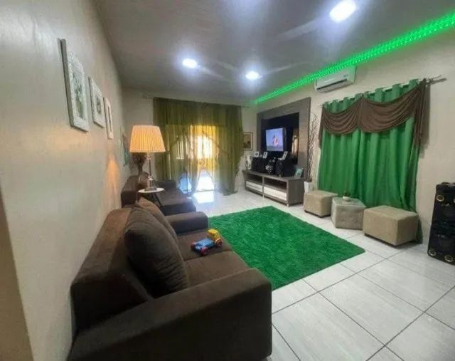 VENDO ESSA CASA EM PETRÓPOLIS, PRÓXIMO AO COMANDO GERAL!! - Foto 2
