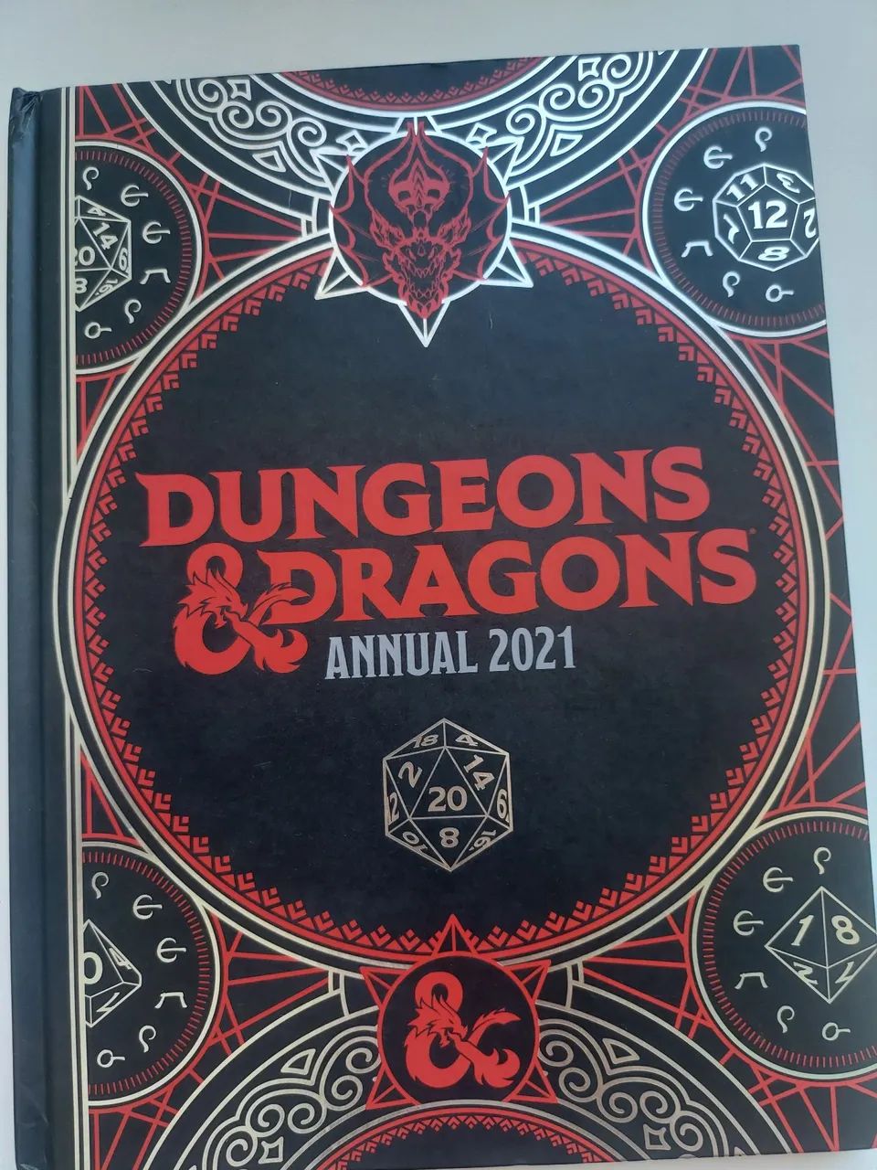Dungeons & Dragons Annual 2021. Perfeito estado. Barato!!!