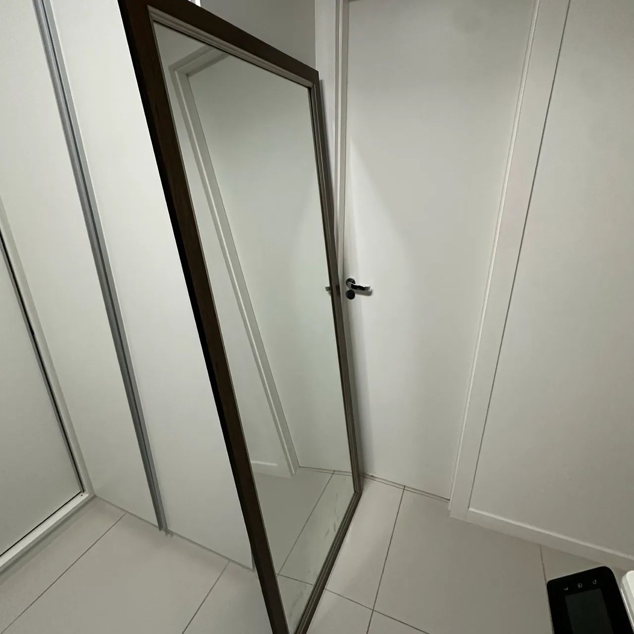 Espelho com moldura 64276674411651121