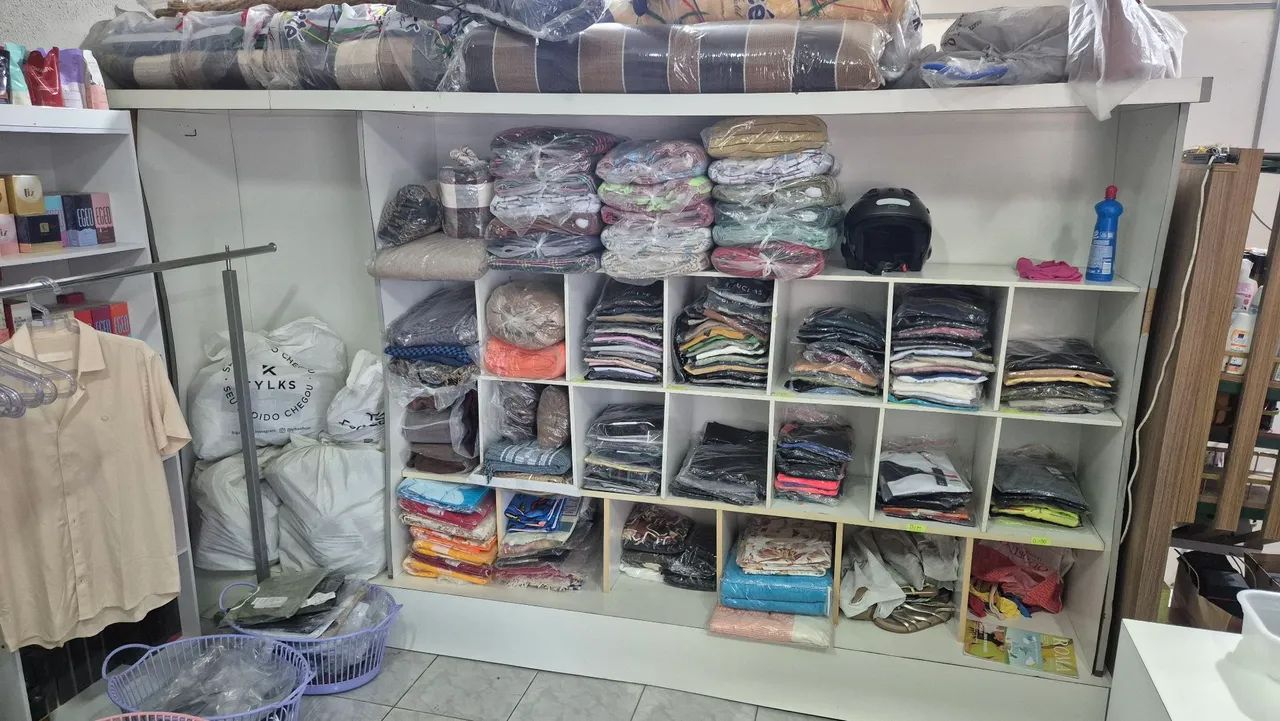 Móvel com Colmeia grande multiuso seminovo