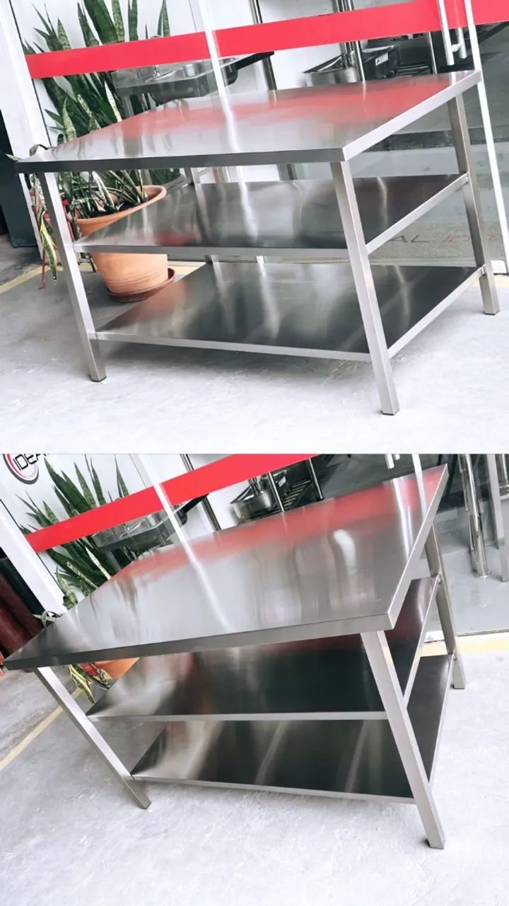 Bancada de trabalho com 3 prateleiras totais lisas - em inox