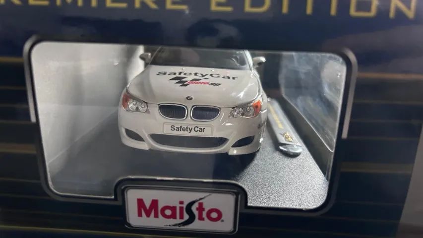 Bmw M5 Safety Car Moto Gp 2007 Maisto 1:18 - Hobbies e coleções