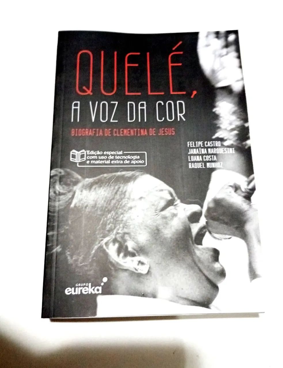 Livro Quelé, a voz da cor - biografia de Clementina de Jesus