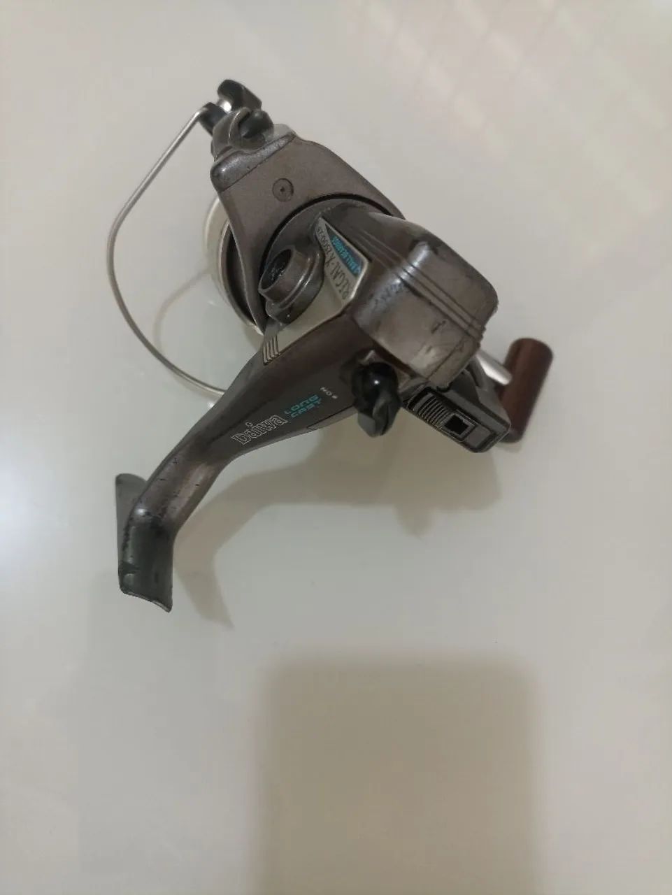 Molinete de pesca Daiwa 2500-ZB Regal X - Foto 2