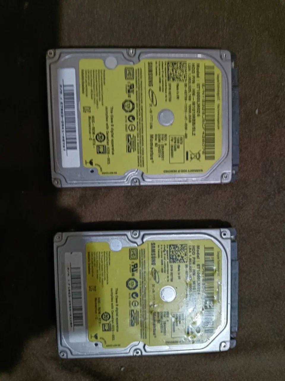 Vendo 2 HDs de 1 TB Samsung de Notebook 2.5" SATA 
