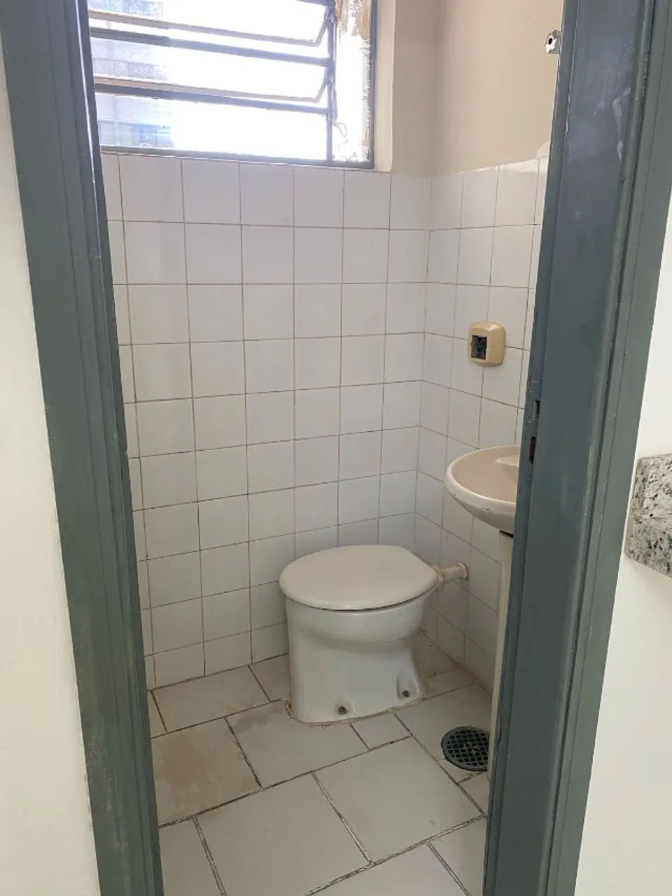 Alugo sala comercial - no centro de Londrina - Foto 4