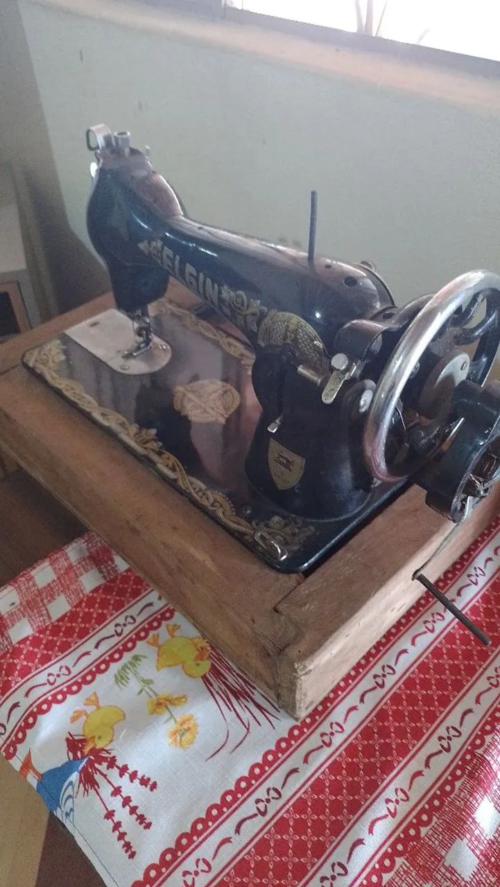 Máquina de costura *