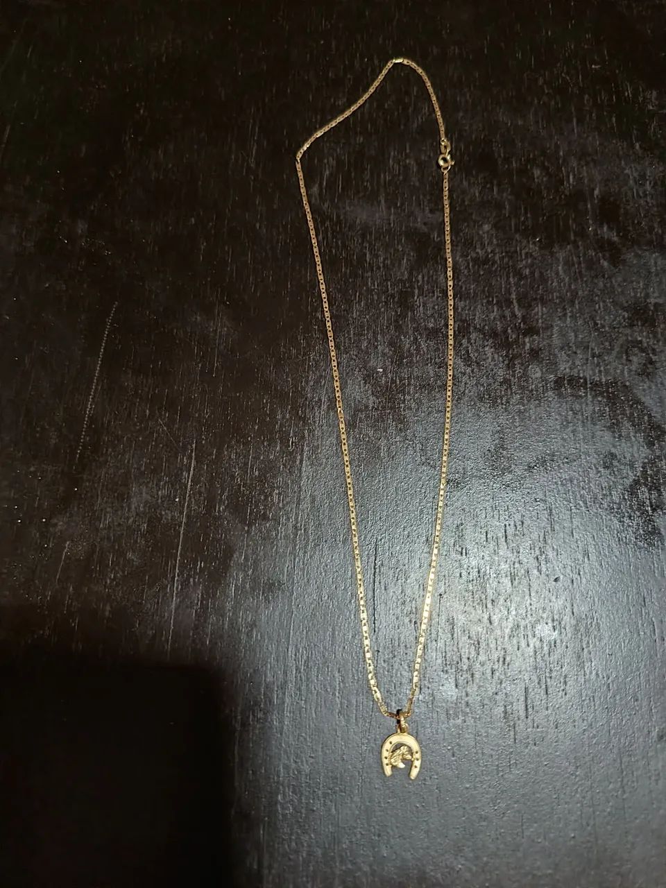 Cordão de ouro Unix laminado com pingente de ferradura  - Foto 3