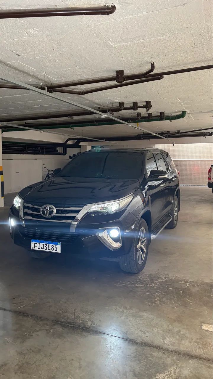 Toyota Hilux SRX 4X4 AT 2.8 TB 2017