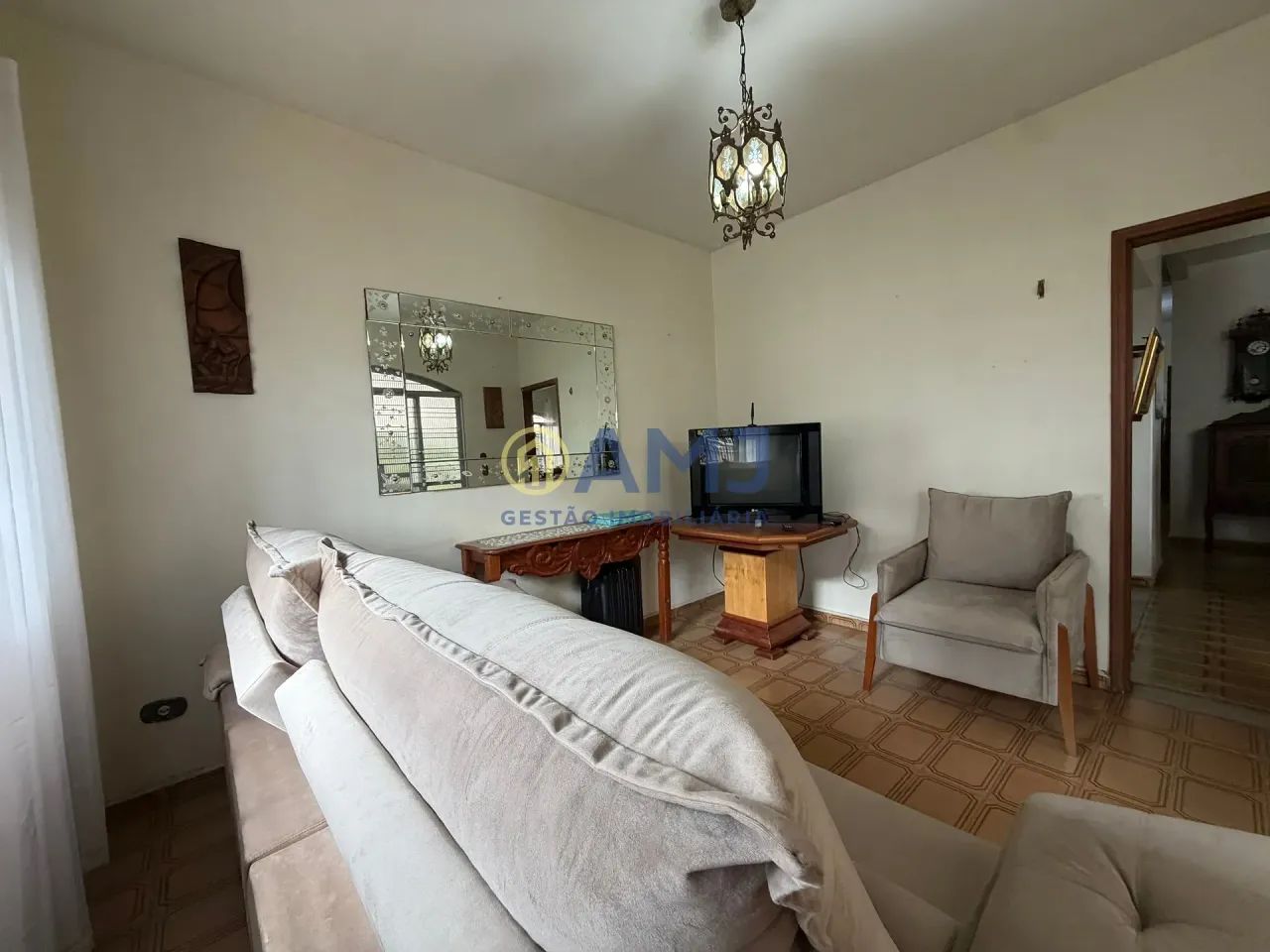 Casa à venda no Setor Sudoeste  Goiânia | Lote amplo com edícula completa - Foto 4