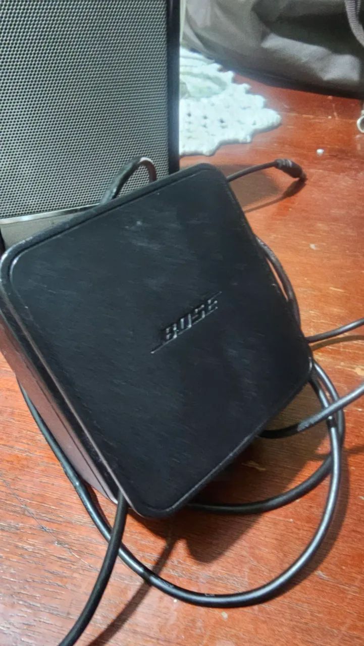 Som bose sounddock caixa bose c  Bluetooth alta qualidade e potencia da marca  - Foto 4