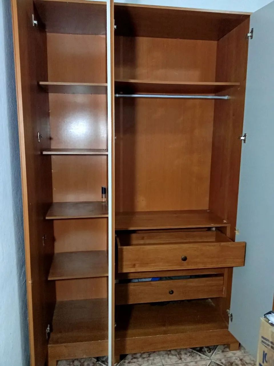 Guarda-roupas com 6 portas e 6 gavetas - Foto 5