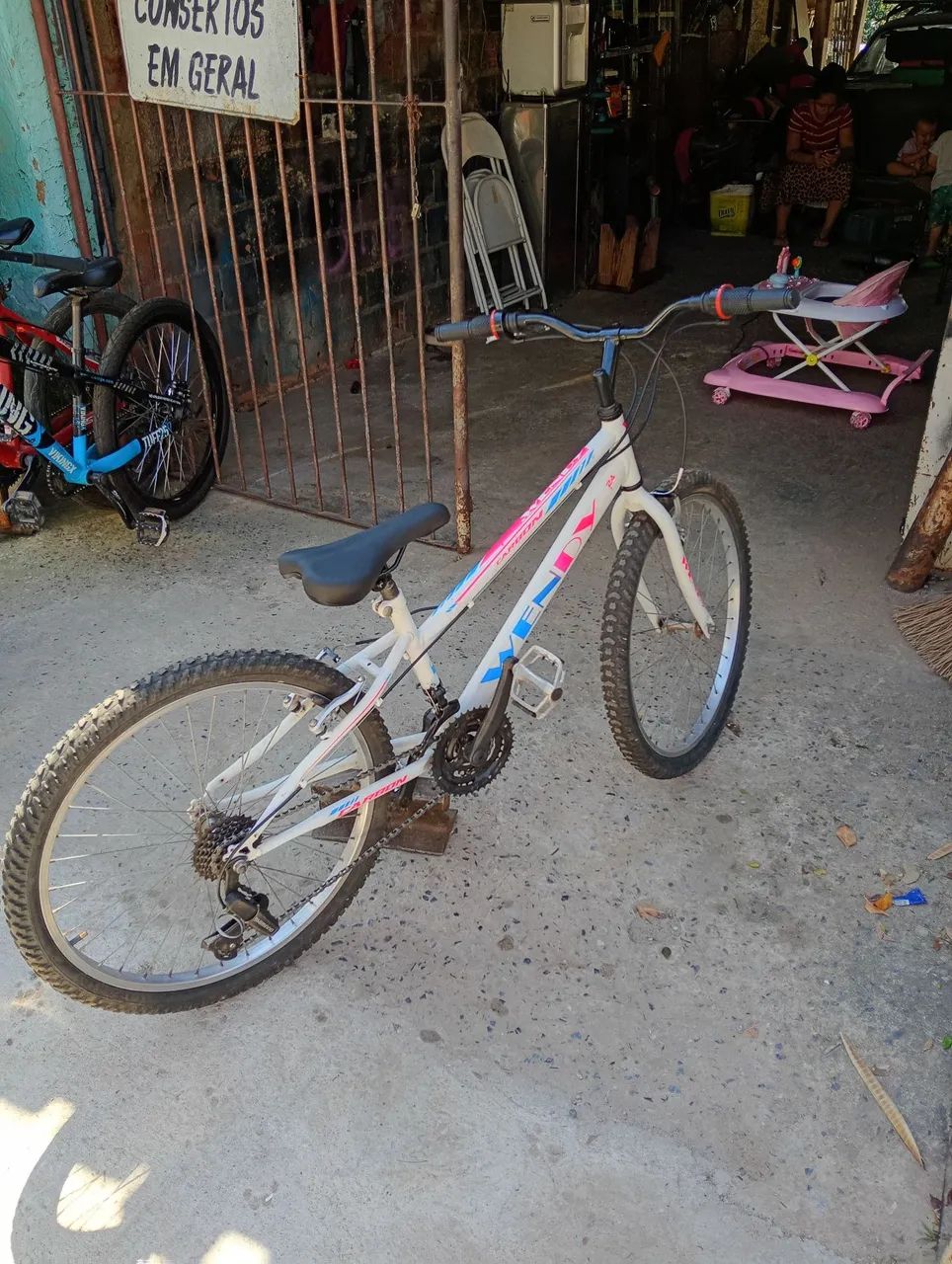 Bicicleta aro 24 feminina  - Foto 4