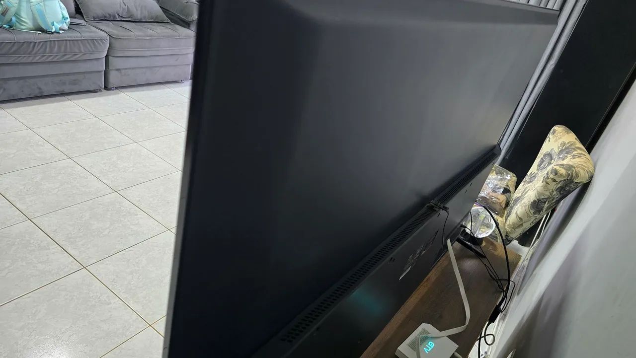 TV JVC 55" 4k Smart Android - Foto 2