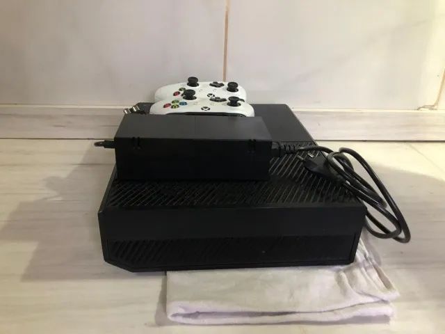 Xbox one + 2 controles - Foto 4