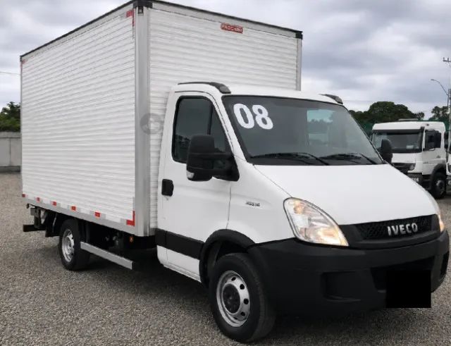 Iveco Daily 35S14 baú