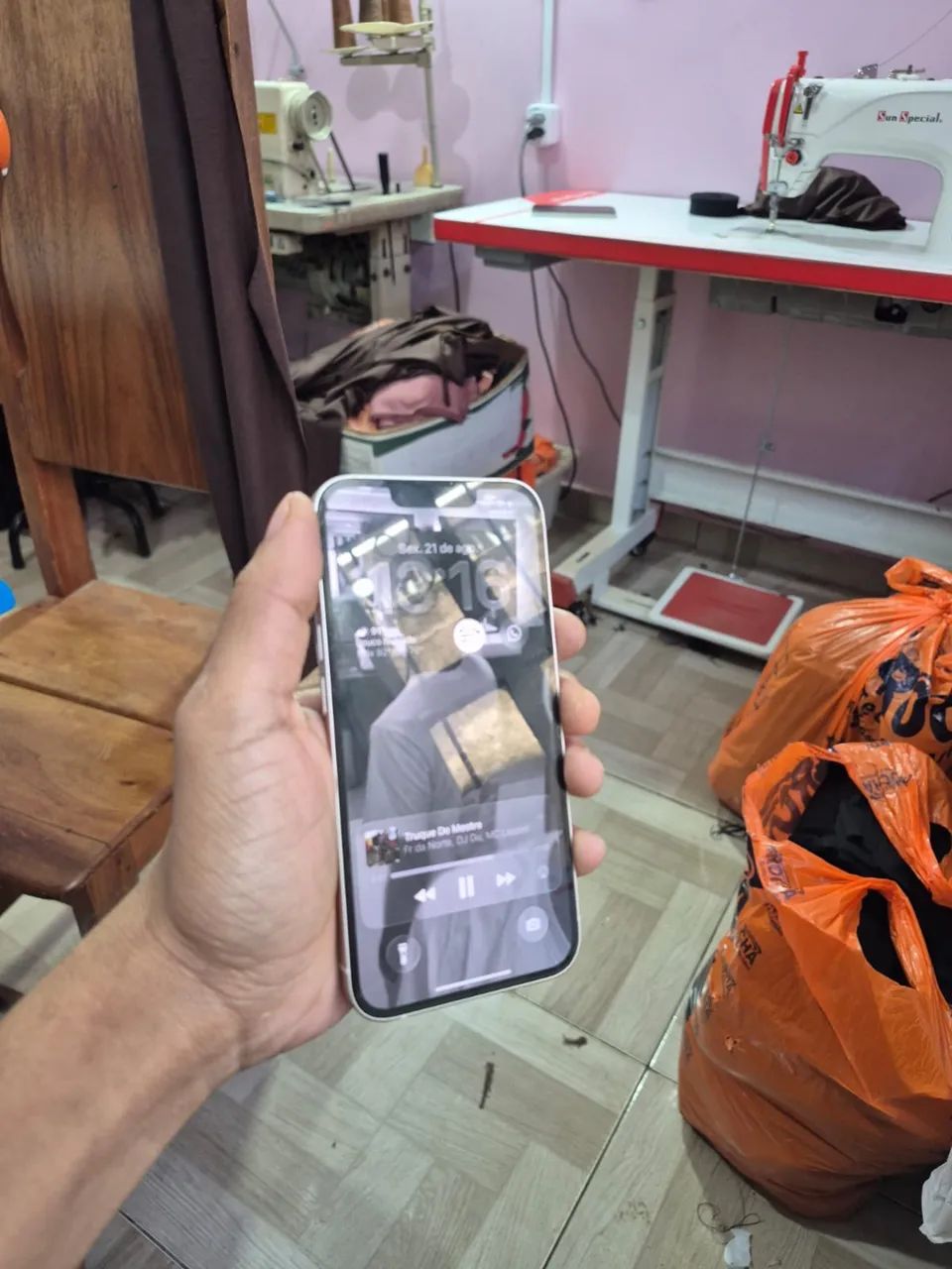 Vendo impõe 14 todo original