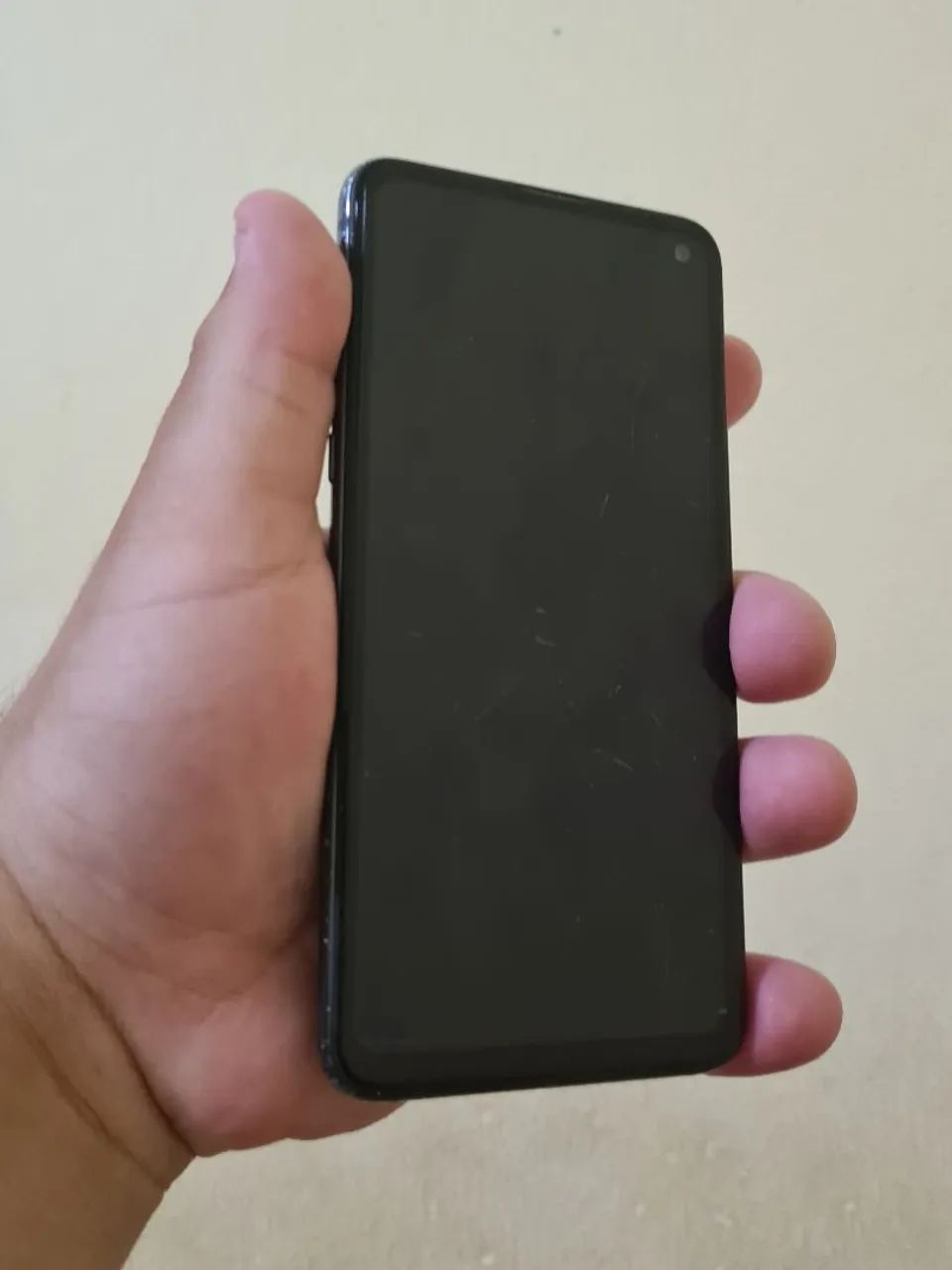 Samsung Galaxy S10e 128GB | Compacto e Potente!! - Foto 3